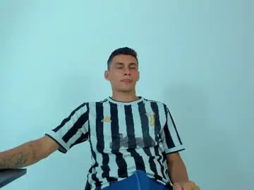Chaturbate Live Sex of max_wild01