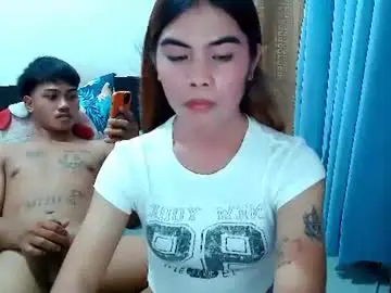 Chaturbate Free Live Porn of mikhayla_and_zeus_room