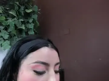 Chaturbate Free Porn Cam of foxy_xiaomi