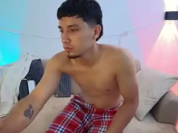 Chaturbate Best live sex cam show of noah_smith05