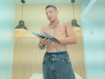 Chaturbate Sex Cam of brandon_mercuri