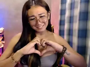 Chaturbate Sex Chat of pia_worthsback