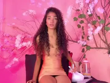 Chaturbate Best live sex cam show of charlotte_love10