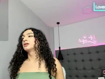 Chaturbate Nude Webcam of scarletcherry18