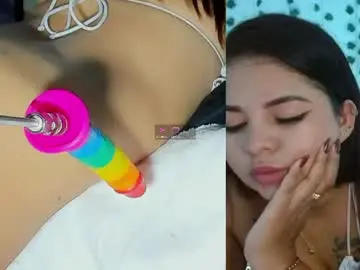 Chaturbate Live Sex of emily_thompson__33