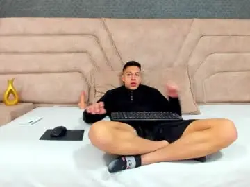 Chaturbate Free Porn Cam of thiagos19