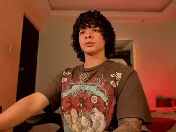 Chaturbate Free Porn Cam of ian_versace
