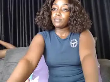 Chaturbate Live Sex of darktanqueen