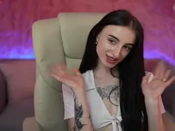 Chaturbate Free Porn Cam of emilyymoon