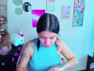 Chaturbate Sex Cam of emma_boo_