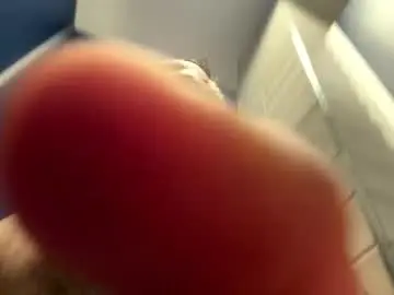 Chaturbate Live Porn of urhungdaddy8