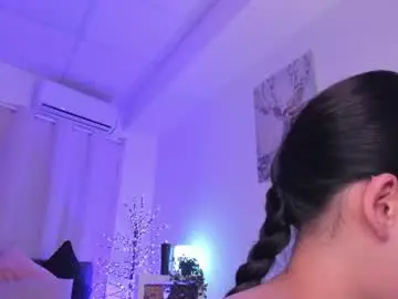 Chaturbate Live Sex Cam of divine_madness