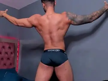 Chaturbate Free Porn Cam of luigi1_