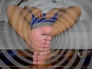 Chaturbate Adult Video Chat of alphafindom982