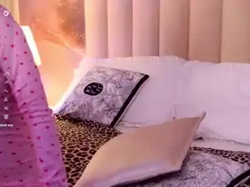 Chaturbate Sex Cam of roxy_morrison_x