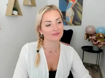 Chaturbate Live Sex Cam of satinedesire