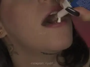 Chaturbate Live Porn of nyx_97
