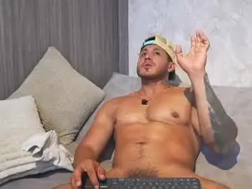 Chaturbate Adult Video Chat of erossteel