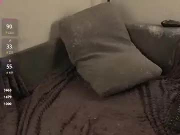 Chaturbate Live Sex Cam of jennyplaudis_