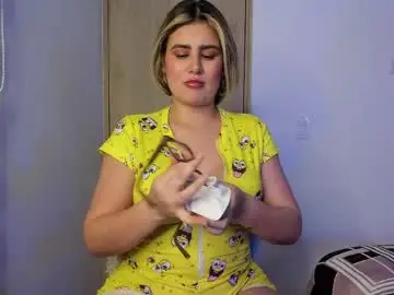 Chaturbate Live Sex Cam of liahkimi