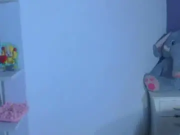 Chaturbate Live Sex Cam of paulinawilliams