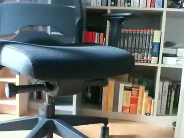 Chaturbate Nude Webcam of armandbigcock_juceswallower