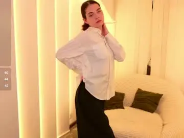 Chaturbate Live Sex Cam of sindell_cryell