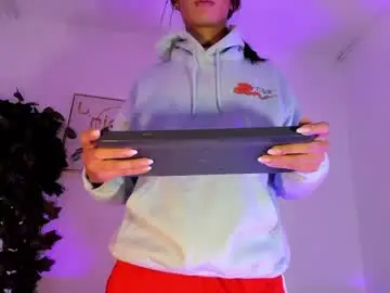 Chaturbate Watch Live Sex Cams of maddie_ray_