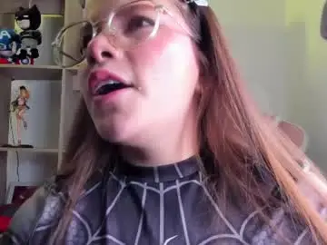 Chaturbate Live Sex of mia_moralez