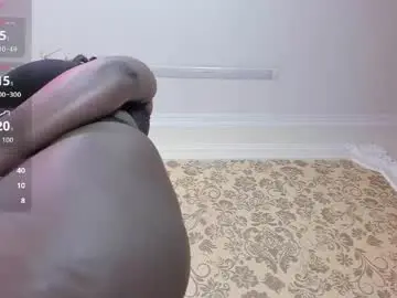Chaturbate Watch Live Sex Cams of saharabailey