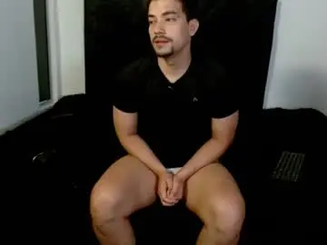 Chaturbate Adult Video Chat of ian_davis
