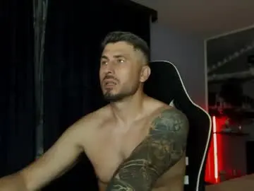 Chaturbate Live Sex Cam of andysoul340