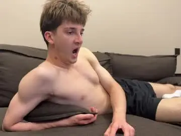 Chaturbate Live Sex Cam of panda_b0y