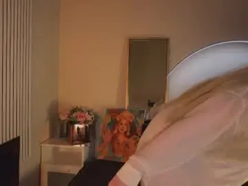 Chaturbate Adult Webcams of snowflakeskitty