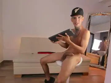 Chaturbate Sex Chat of darwin_stark