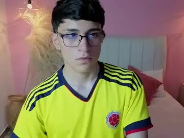 Chaturbate Adult Video Chat of ryan_valentino