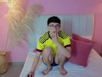 Chaturbate Adult Webcams of ryan_valentino