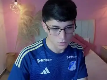 Chaturbate Free Porn Cam of ryan_valentino