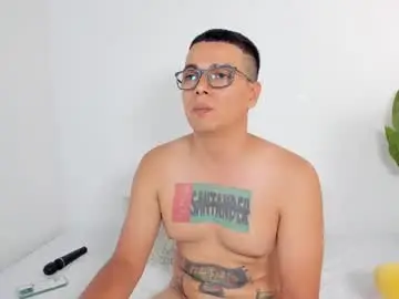 Chaturbate Nude Webcam of sergiocamiloa_30