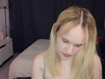 Chaturbate Free Porn Cam of thehousemaid1
