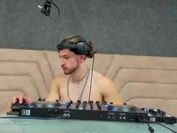 Chaturbate Watch Live Sex Cams of axel_porn_