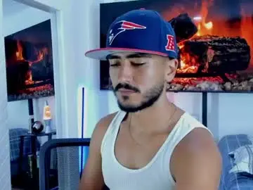 Chaturbate Live Porn of david_johnson372