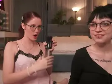 Chaturbate Live Sex Cam of little_poetry