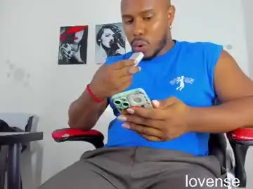 Chaturbate Sex Cam of alessandro_hamed