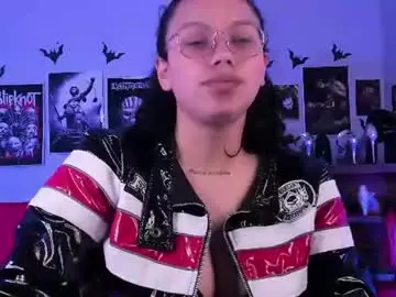 Chaturbate Free Porn Cam of lilith_deveraux_