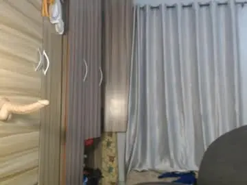 Chaturbate Sex Chat of chocox_petitqueen