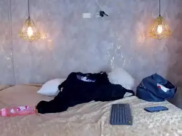 Chaturbate Sex Cam of thalira_angels