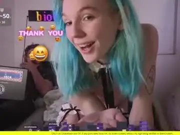 Chaturbate Live Sex Cam of shyohiogirl