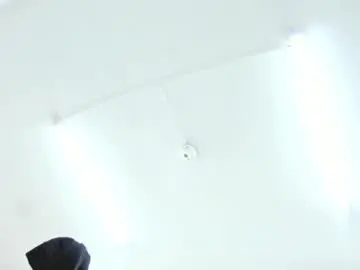 Chaturbate Live Sex Cam of zamirasc