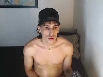 Chaturbate Live Sex of robisson_zack